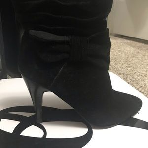 Nine West ankle heel boot